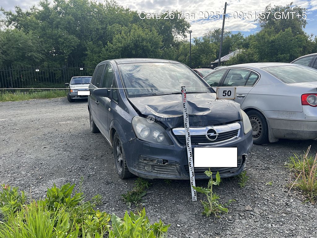 Фото Opel Zafira 4