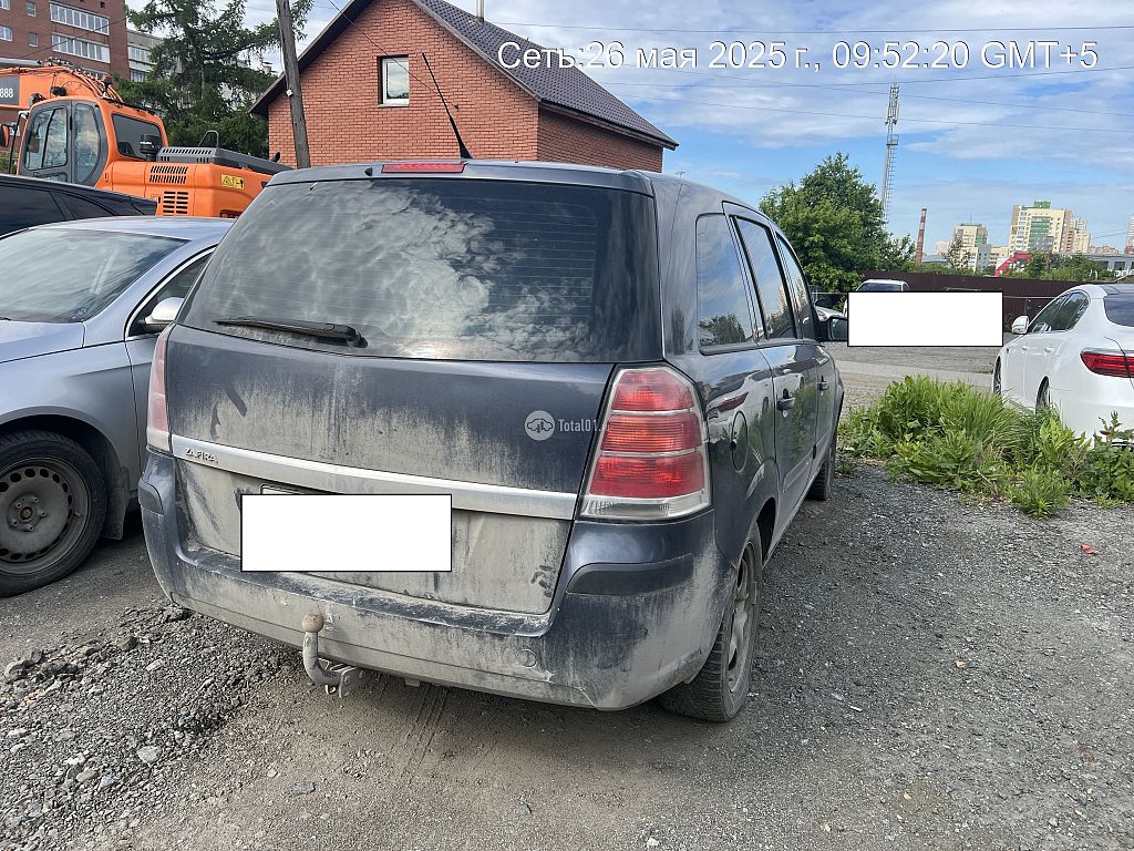 Фото Opel Zafira 8