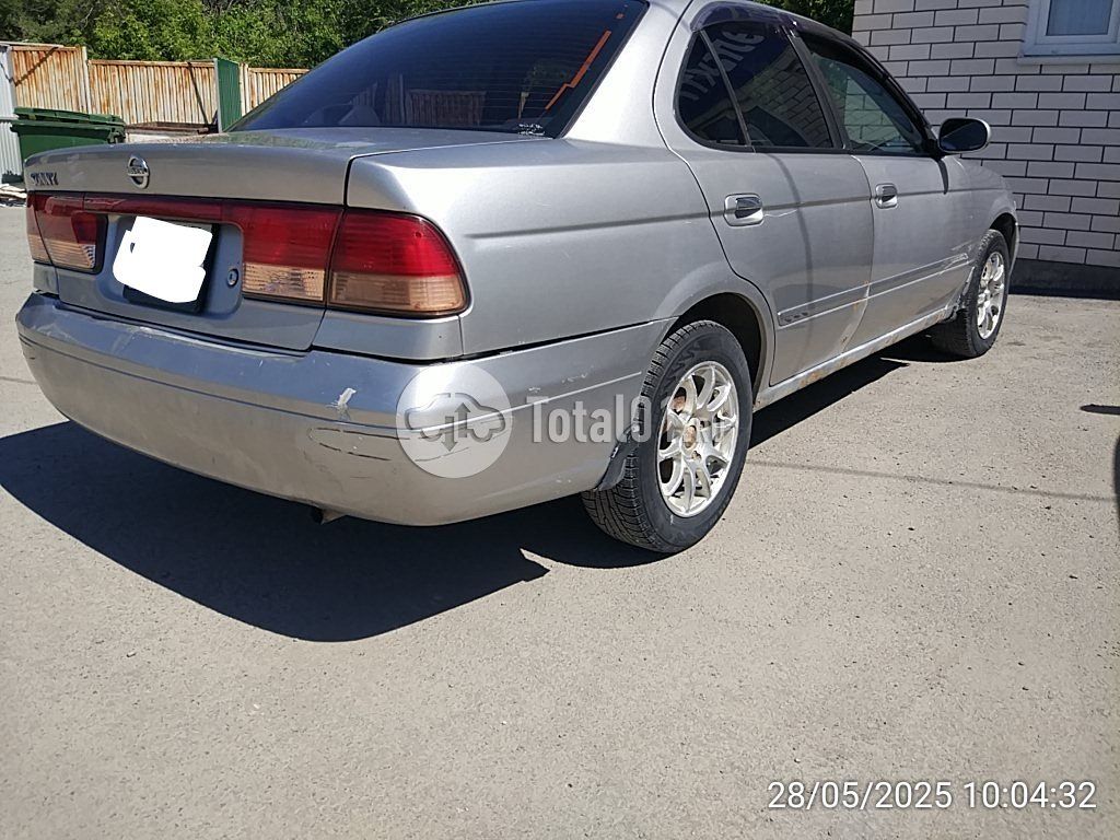 Фото Nissan Sunny 6