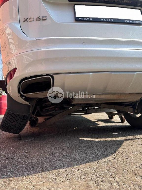Фото Volvo XC60 32