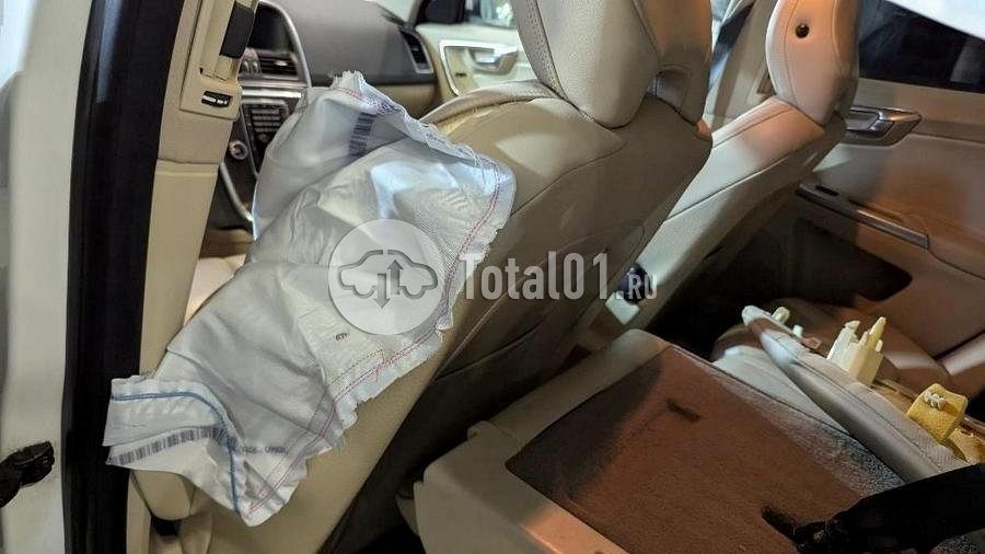 Фото Volvo XC60 144