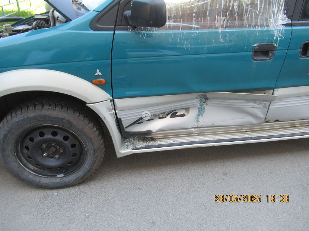 Фото Mitsubishi RVR 76
