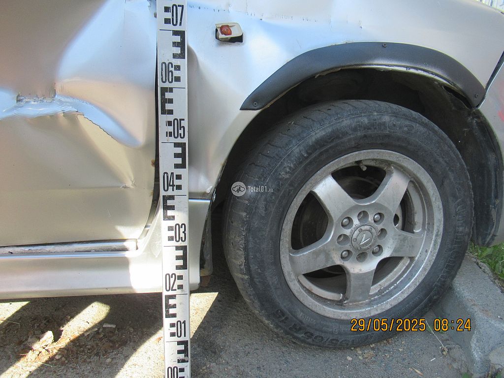 Фото Nissan Wingroad 16
