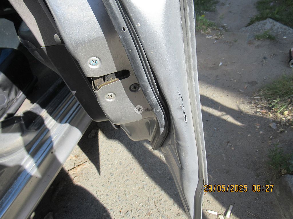 Фото Nissan Wingroad 72