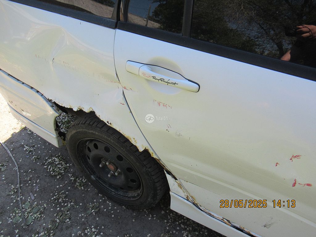 Фото Mitsubishi Lancer Cedia 28