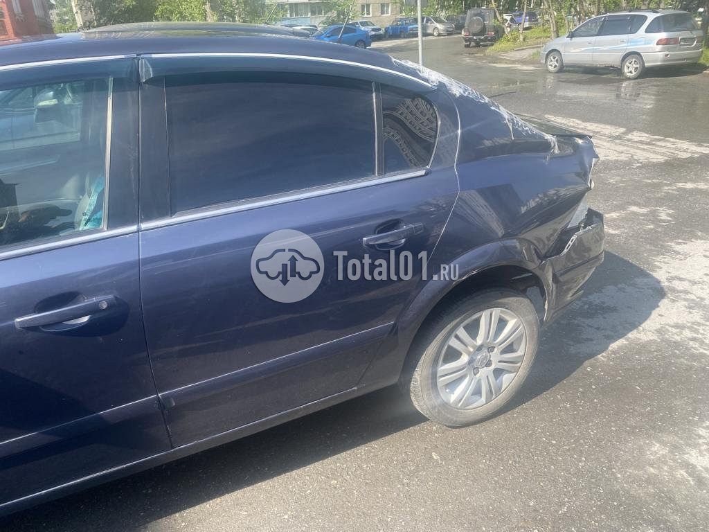 Фото Opel Astra 24