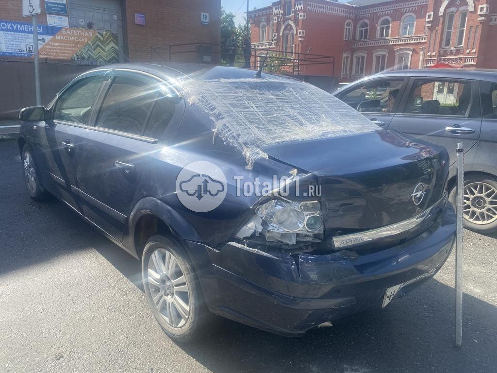 Фото Opel Astra 26