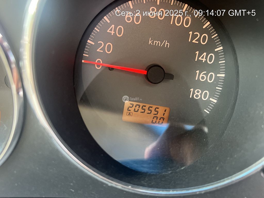 Фото Nissan Presage 102