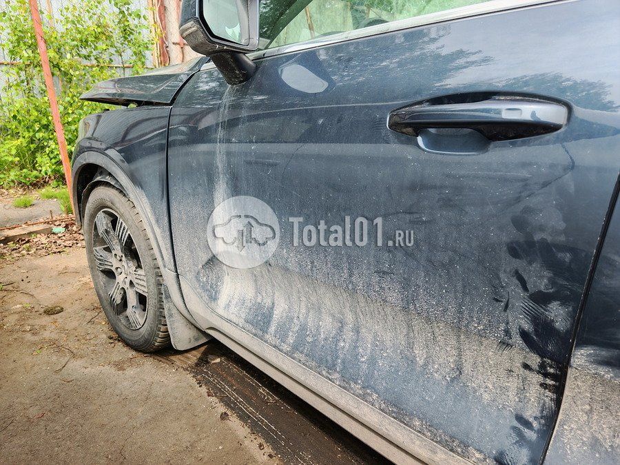Фото Volvo XC40 40