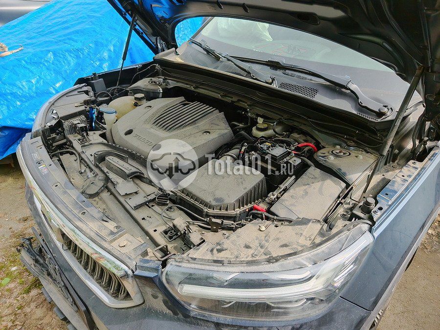 Фото Volvo XC40 66