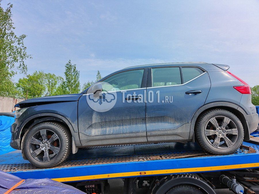 Фото Volvo XC40 112