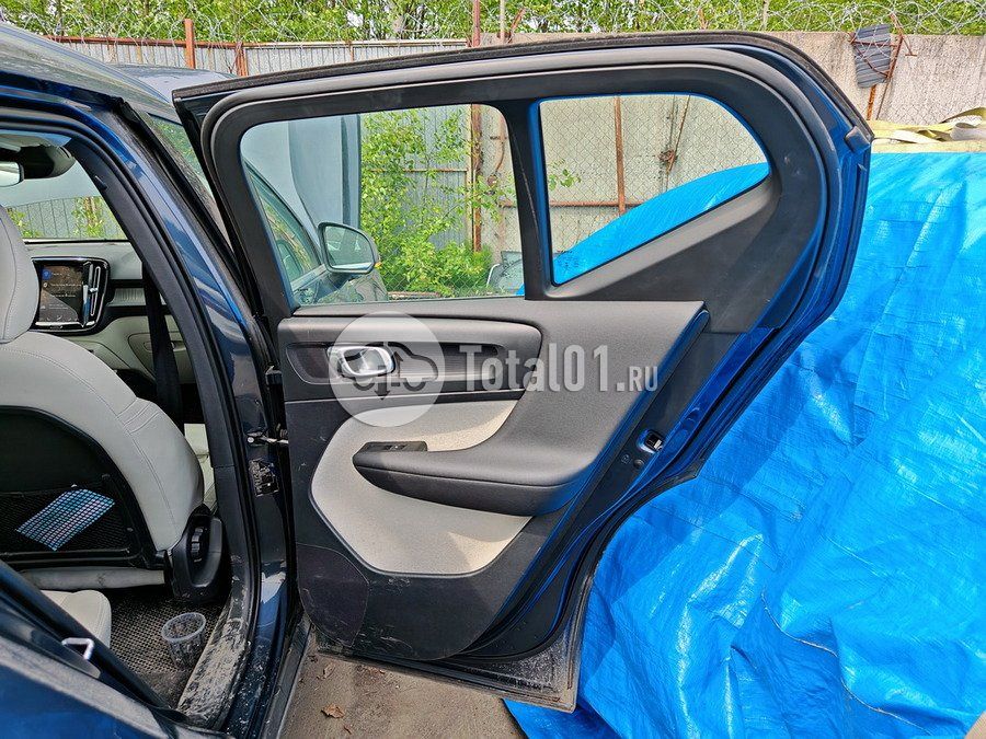 Фото Volvo XC40 118