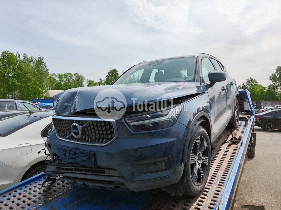 Фото Volvo XC40 134