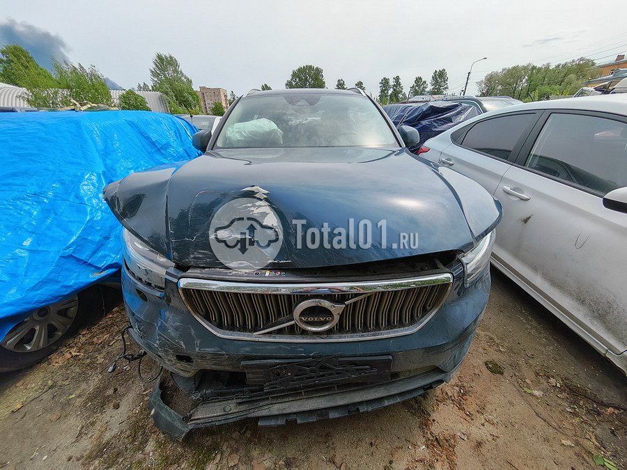 Фото Volvo XC40 156