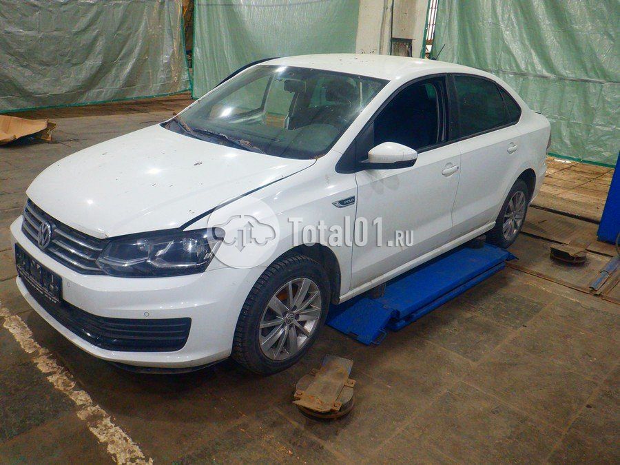 Фото Volkswagen Polo 2