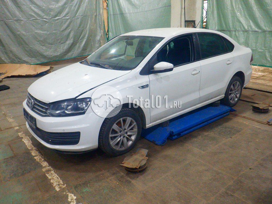 Фото Volkswagen Polo 8