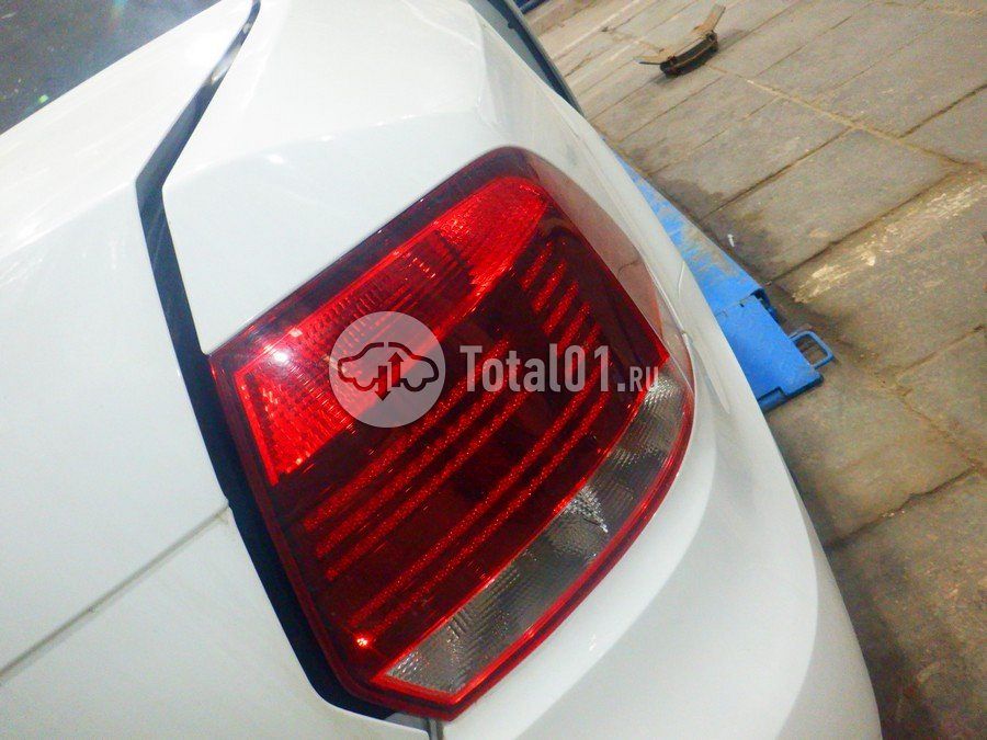 Фото Volkswagen Polo 80