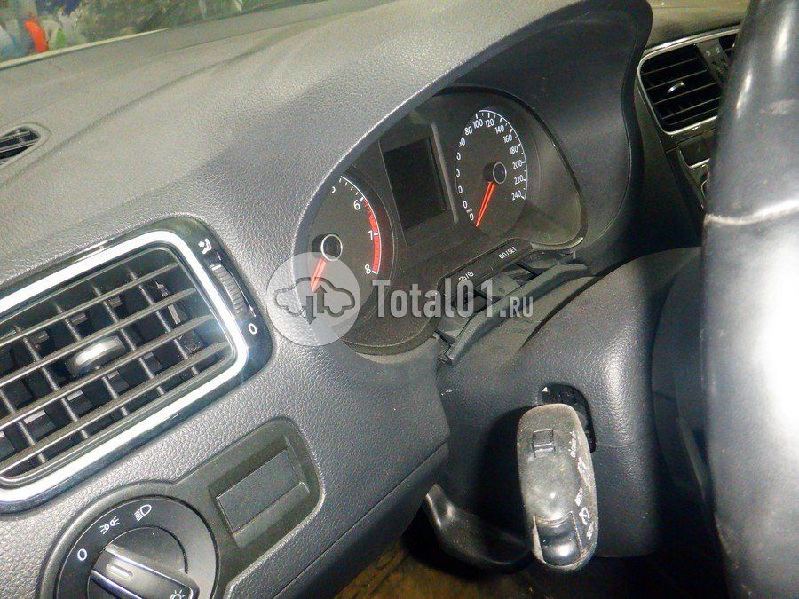 Фото Volkswagen Polo 106