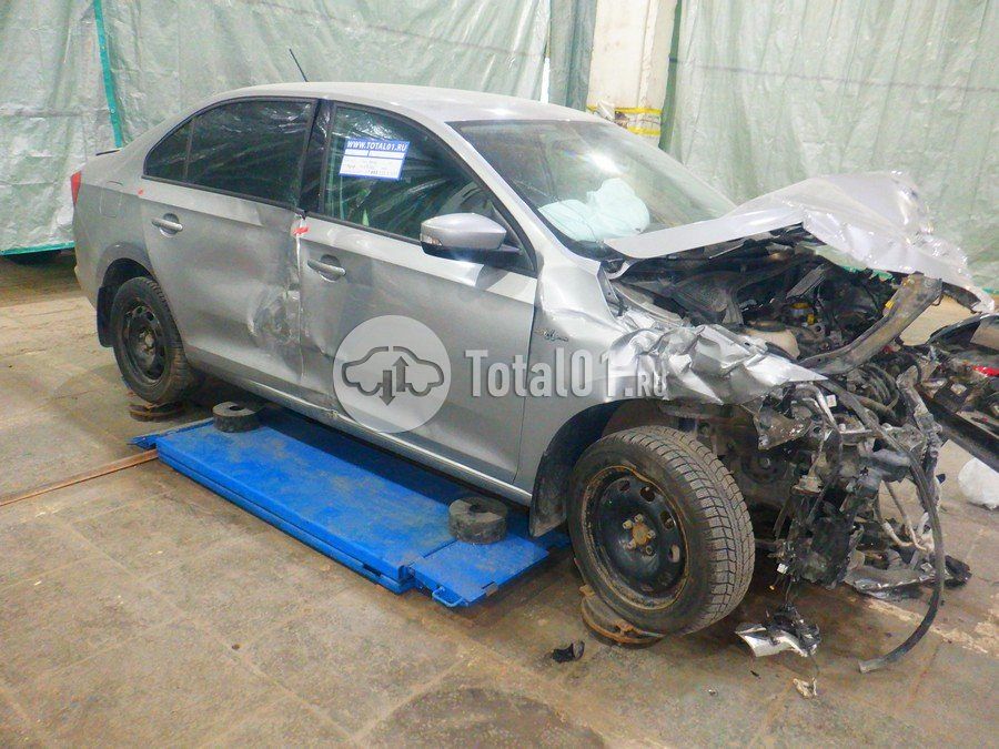 Фото Skoda Rapid 12