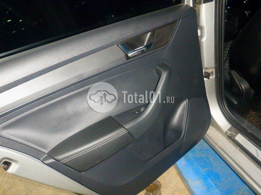 Фото Skoda Rapid 46