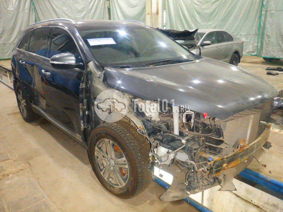 Фото KIA Sorento 12