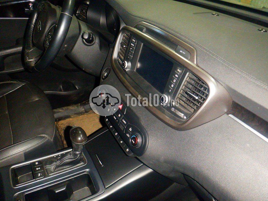 Фото KIA Sorento 52