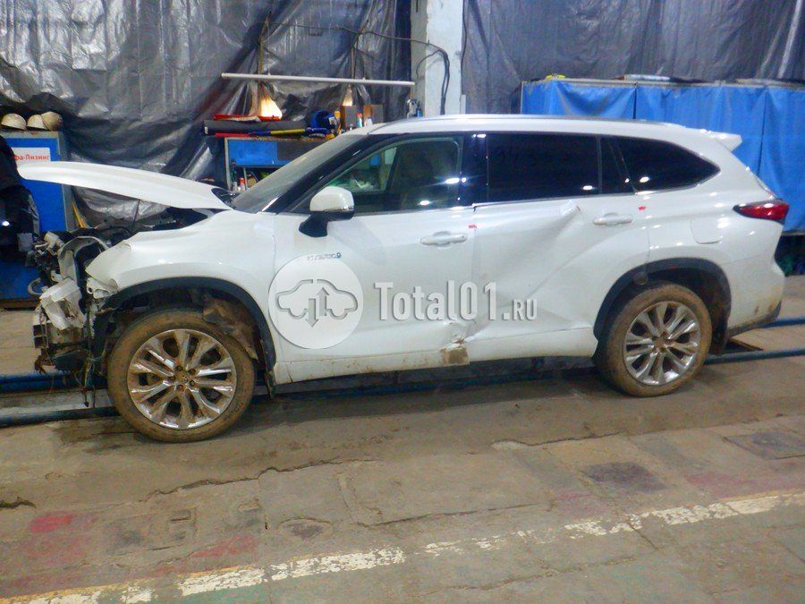 Фото Toyota Highlander 10