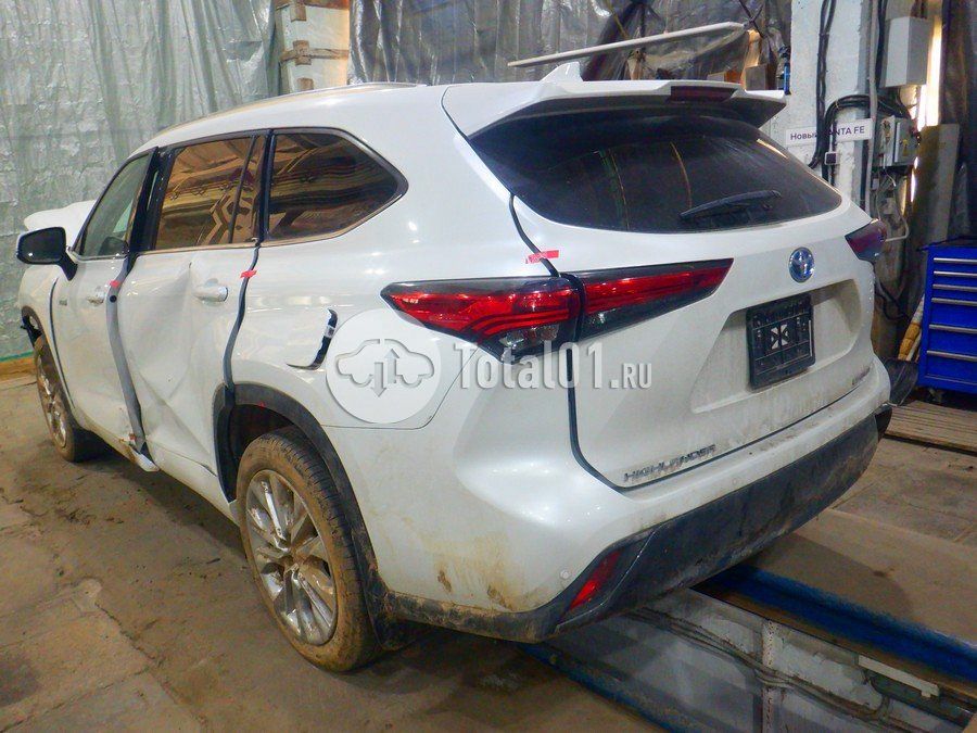 Фото Toyota Highlander 16
