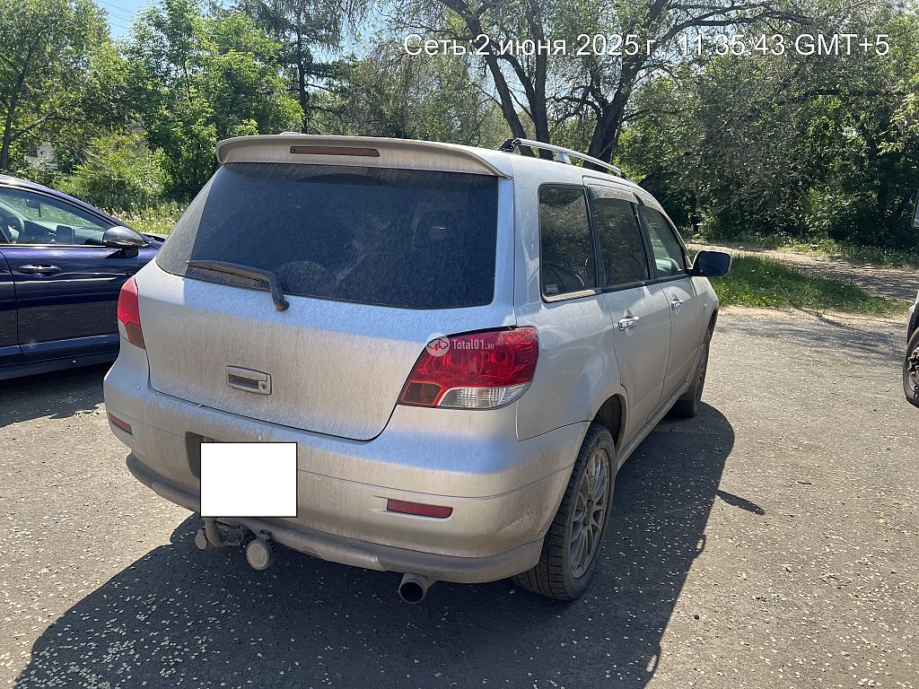 Фото Mitsubishi Airtrek 6