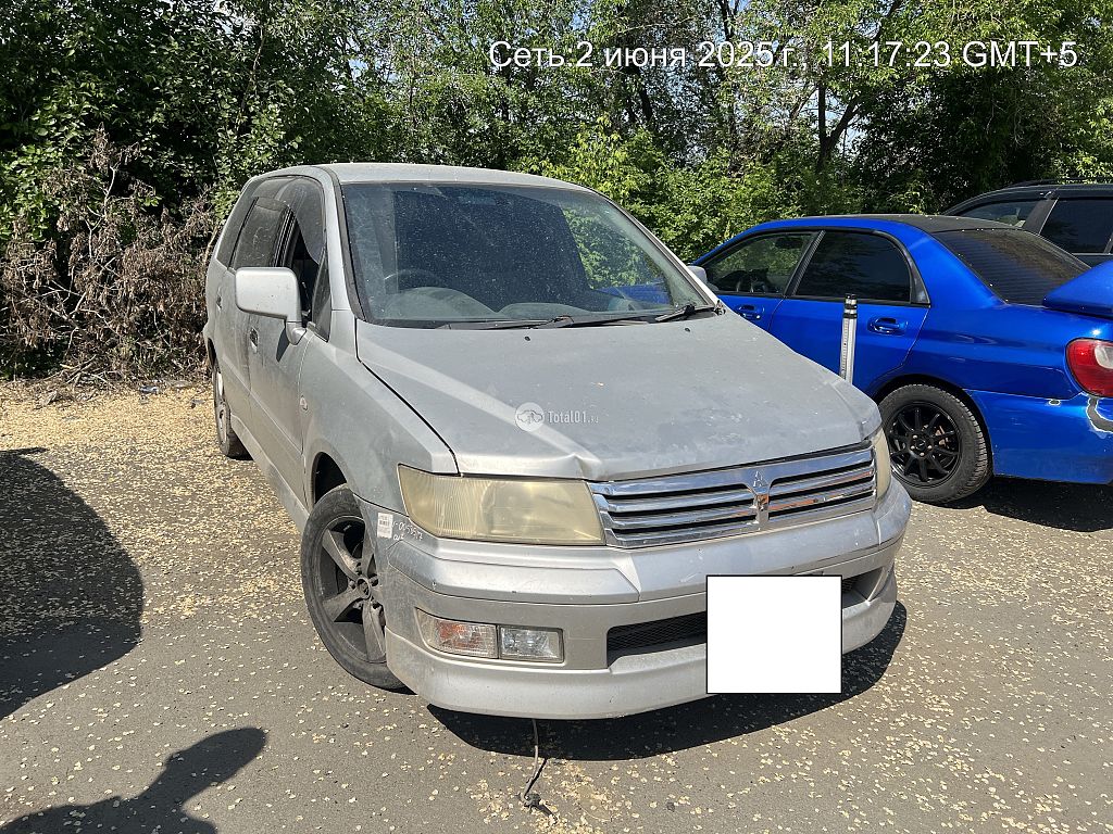 Фото Mitsubishi Chariot Grandis 4