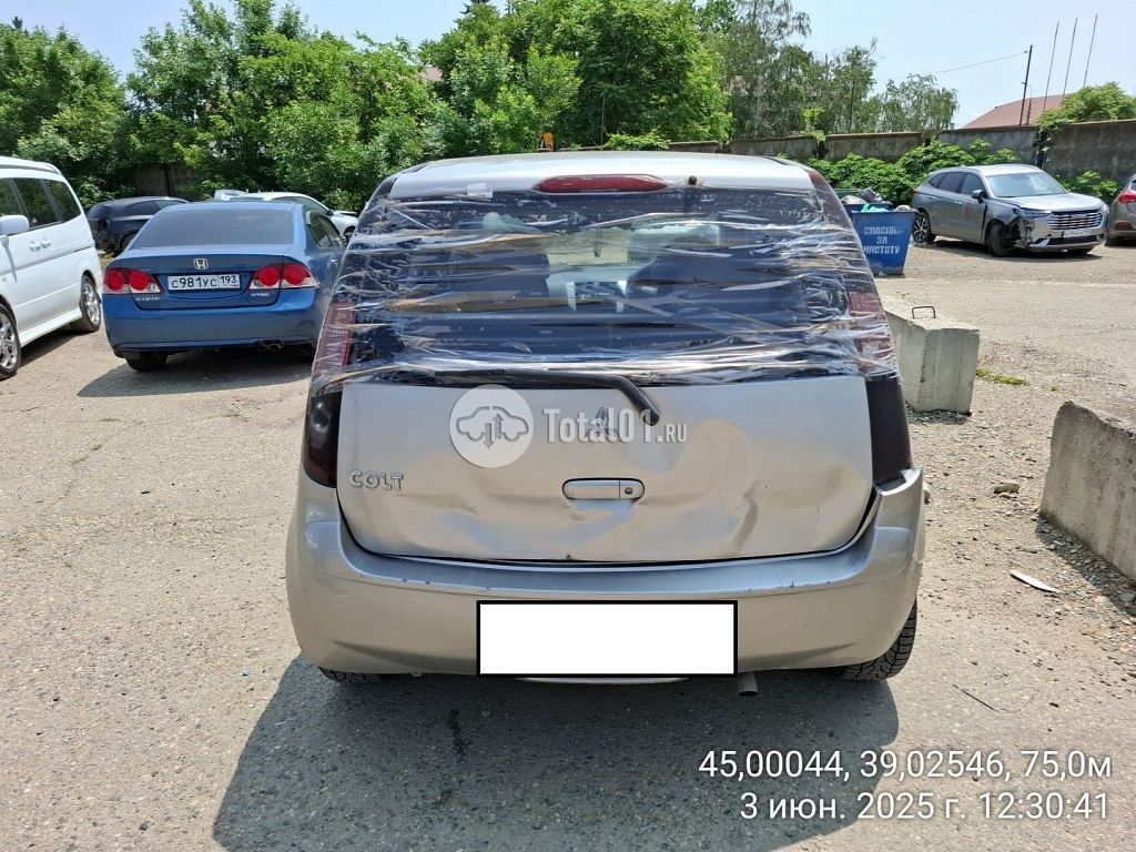 Фото Mitsubishi Colt 10