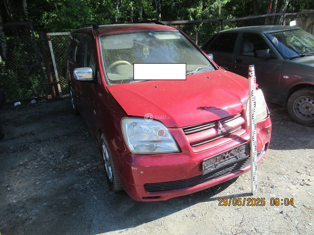 Фото Mitsubishi Dion 8