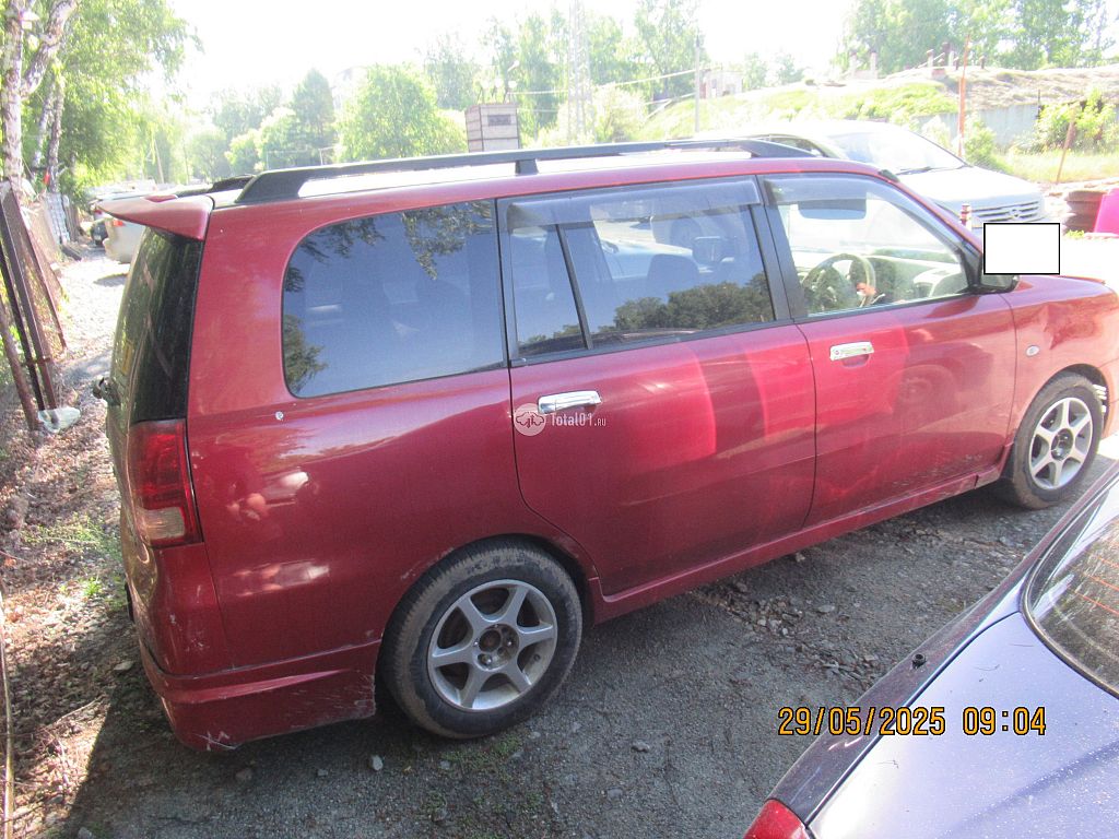Фото Mitsubishi Dion 10