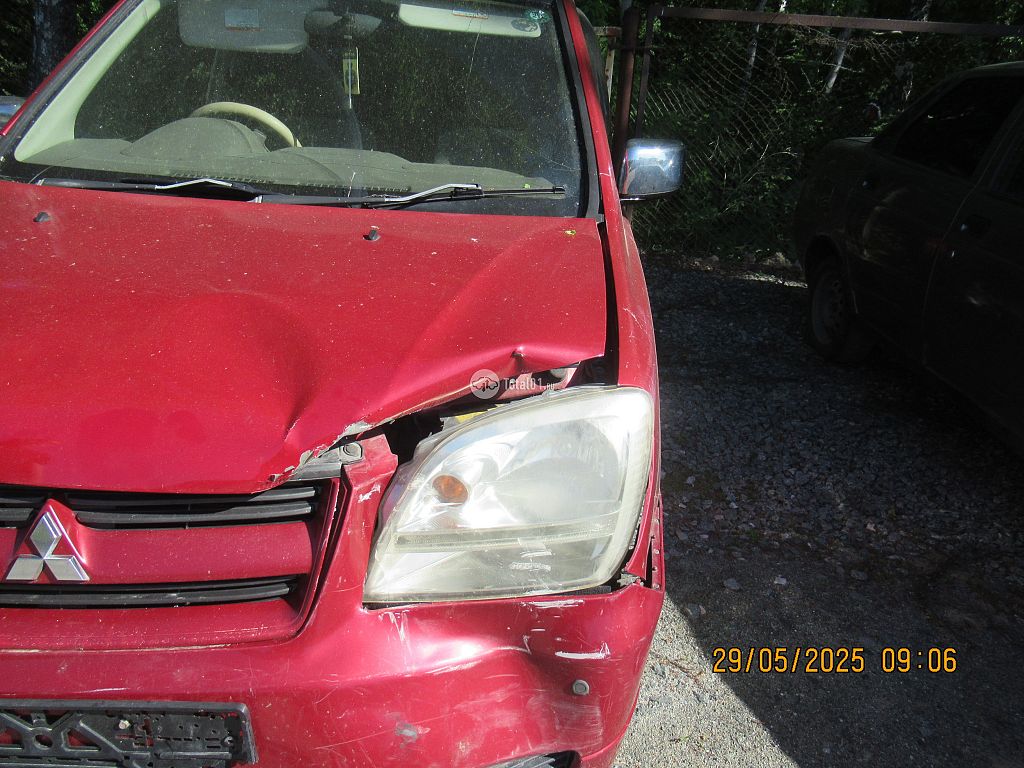 Фото Mitsubishi Dion 22
