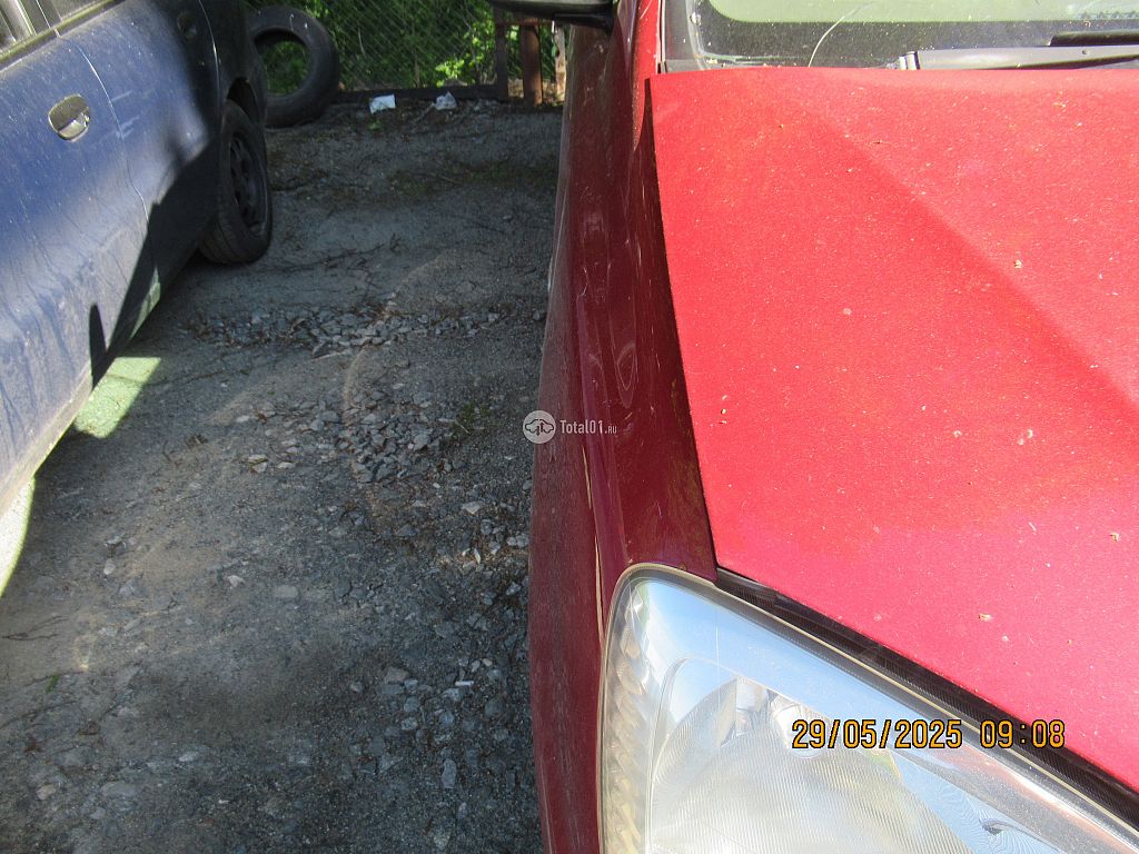 Фото Mitsubishi Dion 80