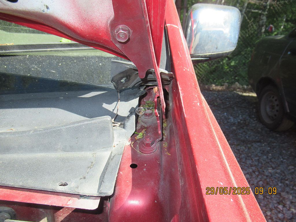 Фото Mitsubishi Dion 108