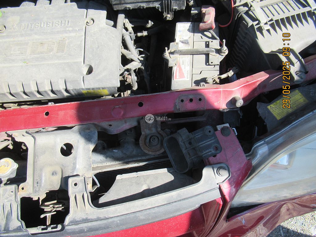 Фото Mitsubishi Dion 132