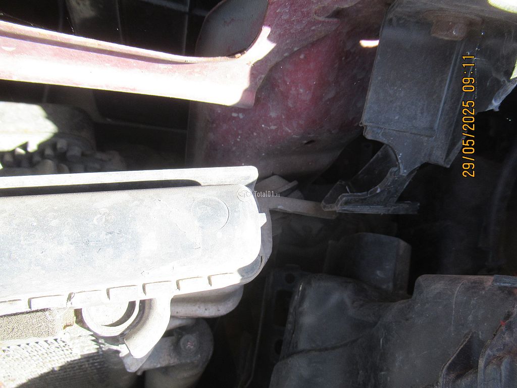 Фото Mitsubishi Dion 158