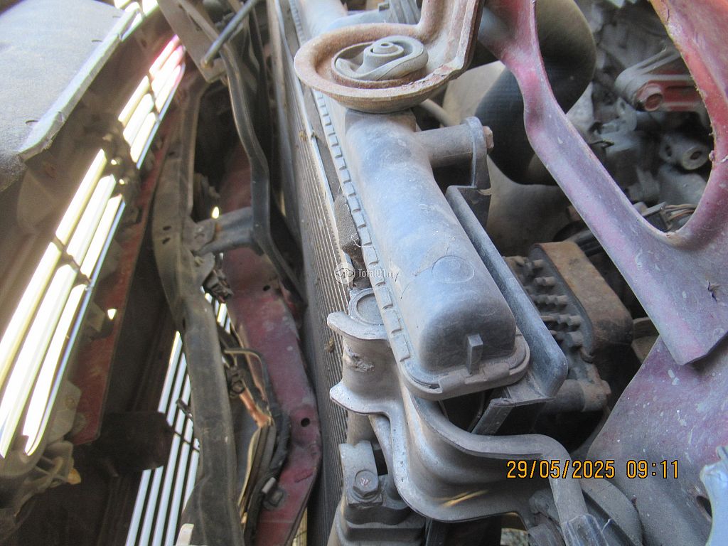 Фото Mitsubishi Dion 160