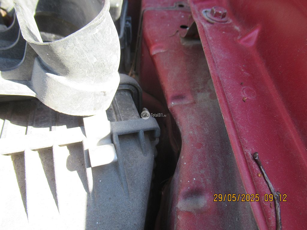 Фото Mitsubishi Dion 176