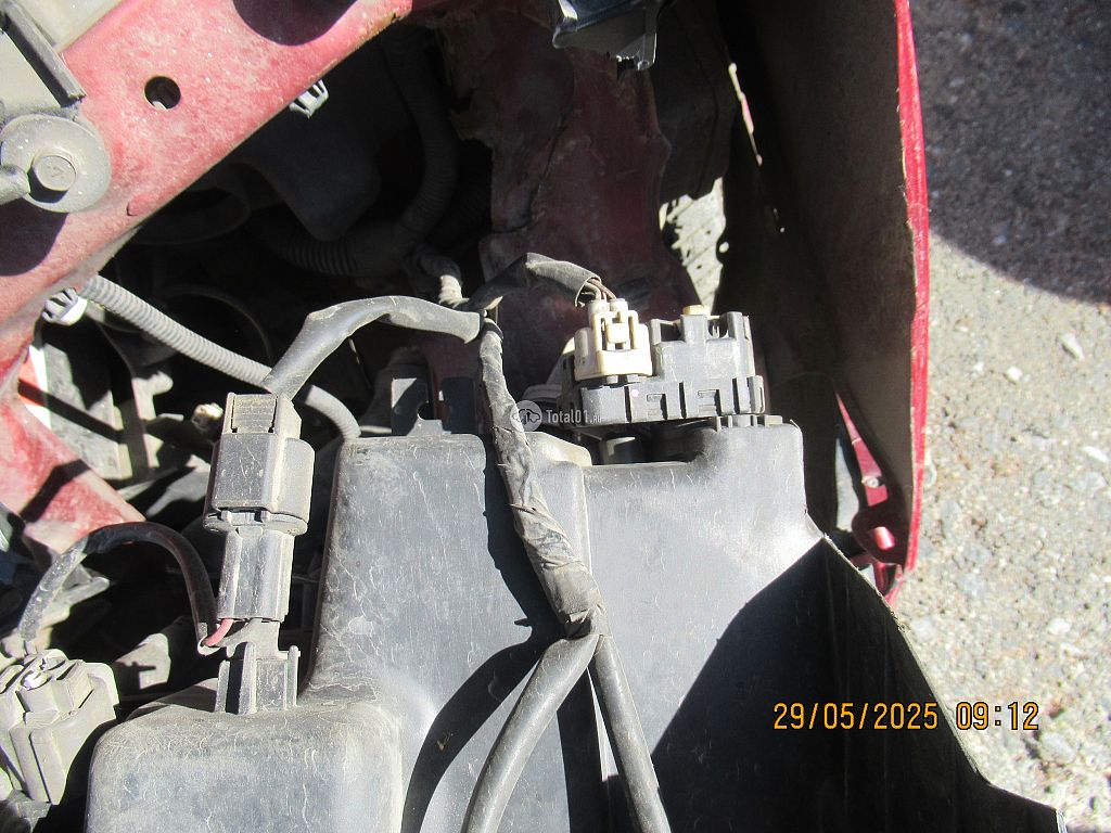 Фото Mitsubishi Dion 190