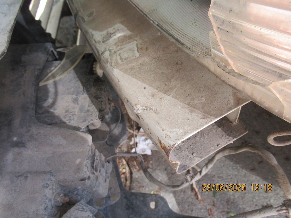 Фото Nissan Leopard 60