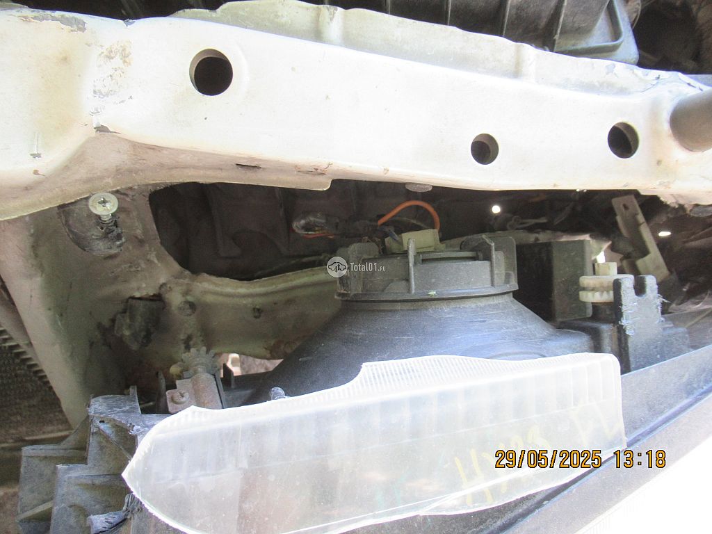 Фото Nissan Leopard 76