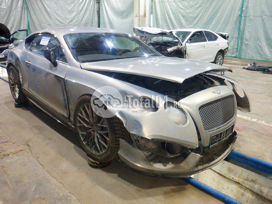 Фото Bentley Continental 2