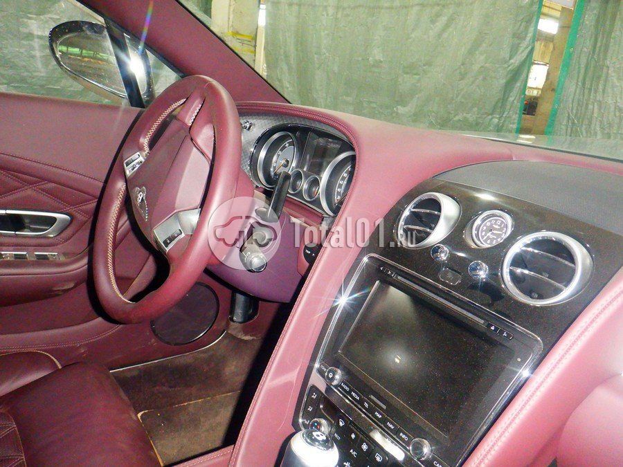 Фото Bentley Continental 38