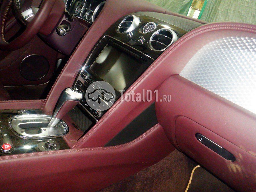 Фото Bentley Continental 68