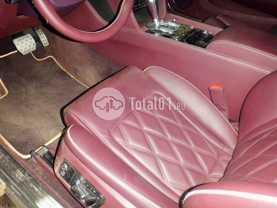 Фото Bentley Continental 108
