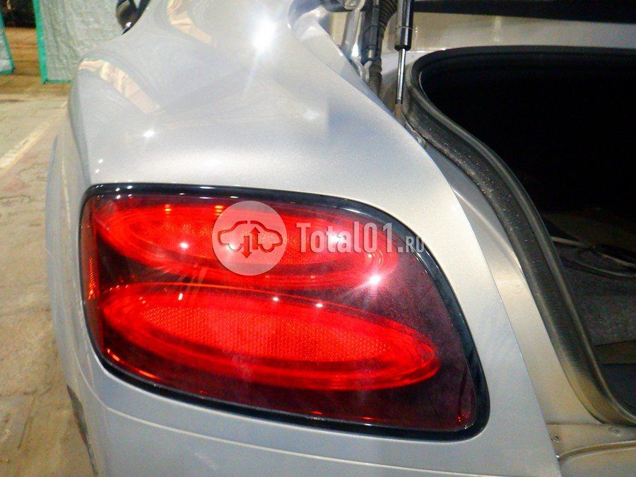 Фото Bentley Continental 232