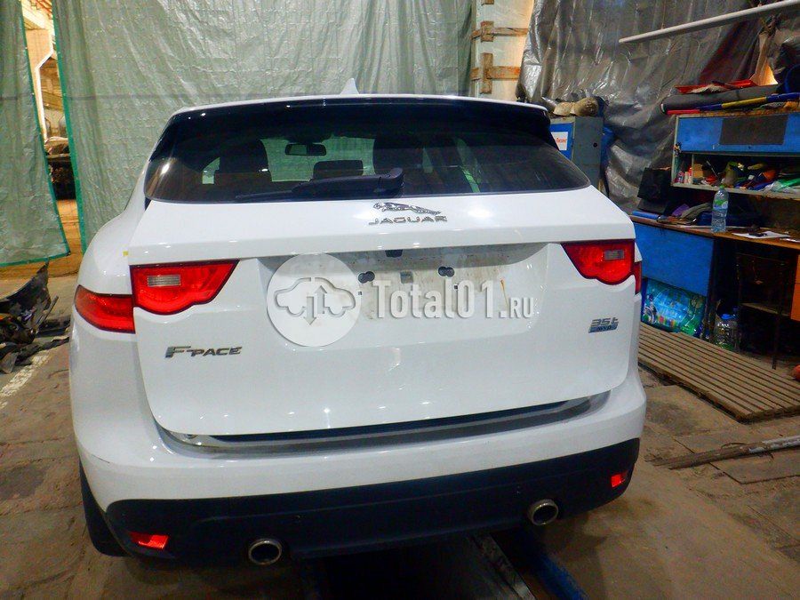 Фото Jaguar F-Pace 14