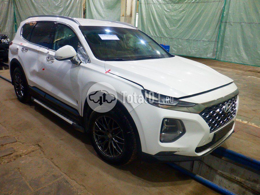 Фото Hyundai Santa Fe 10